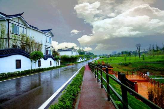 梁建章點贊跨省游放開 希望 土政策 不再成壁壘